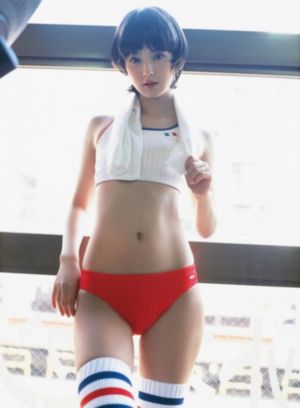 强制把药丸推进她体内H_蓝光电影在线观看