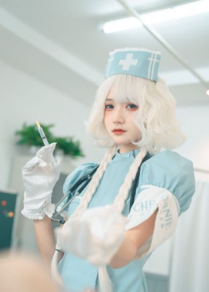 日韩欧美美女中文_HDHD在线观看